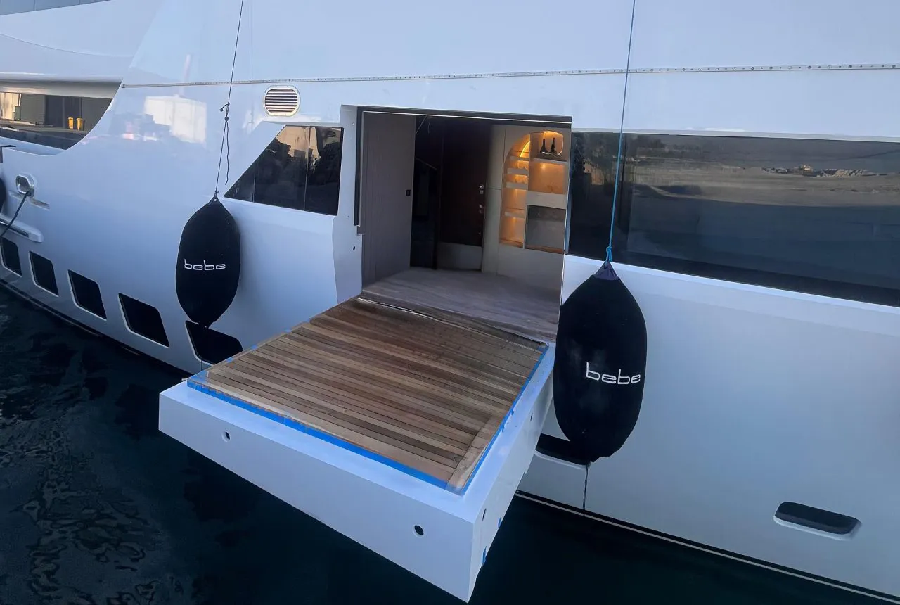 HYDRAULIC BULWARK TERRACE